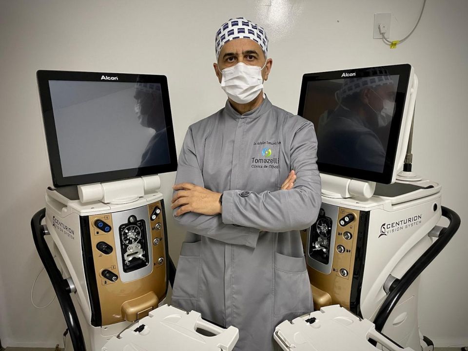 Clnica de Olhos Tomazelli  Oftalmologia Geral, Exames e Cirurgias -